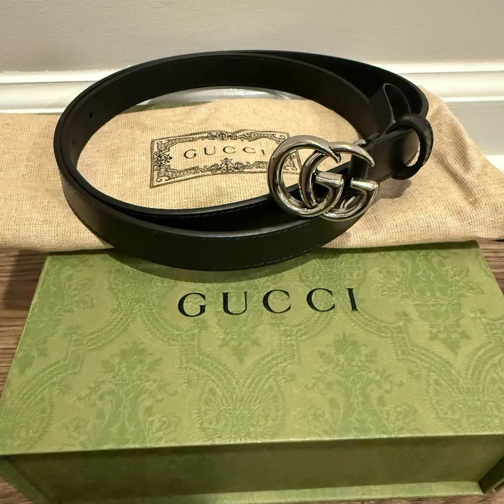 Gucci Black Leather Belt - Picture 4 of 5